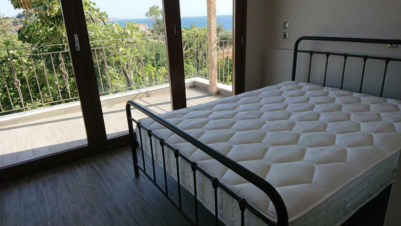 Apartamento Stone House With Seaview Nea Poteidaia Exterior foto