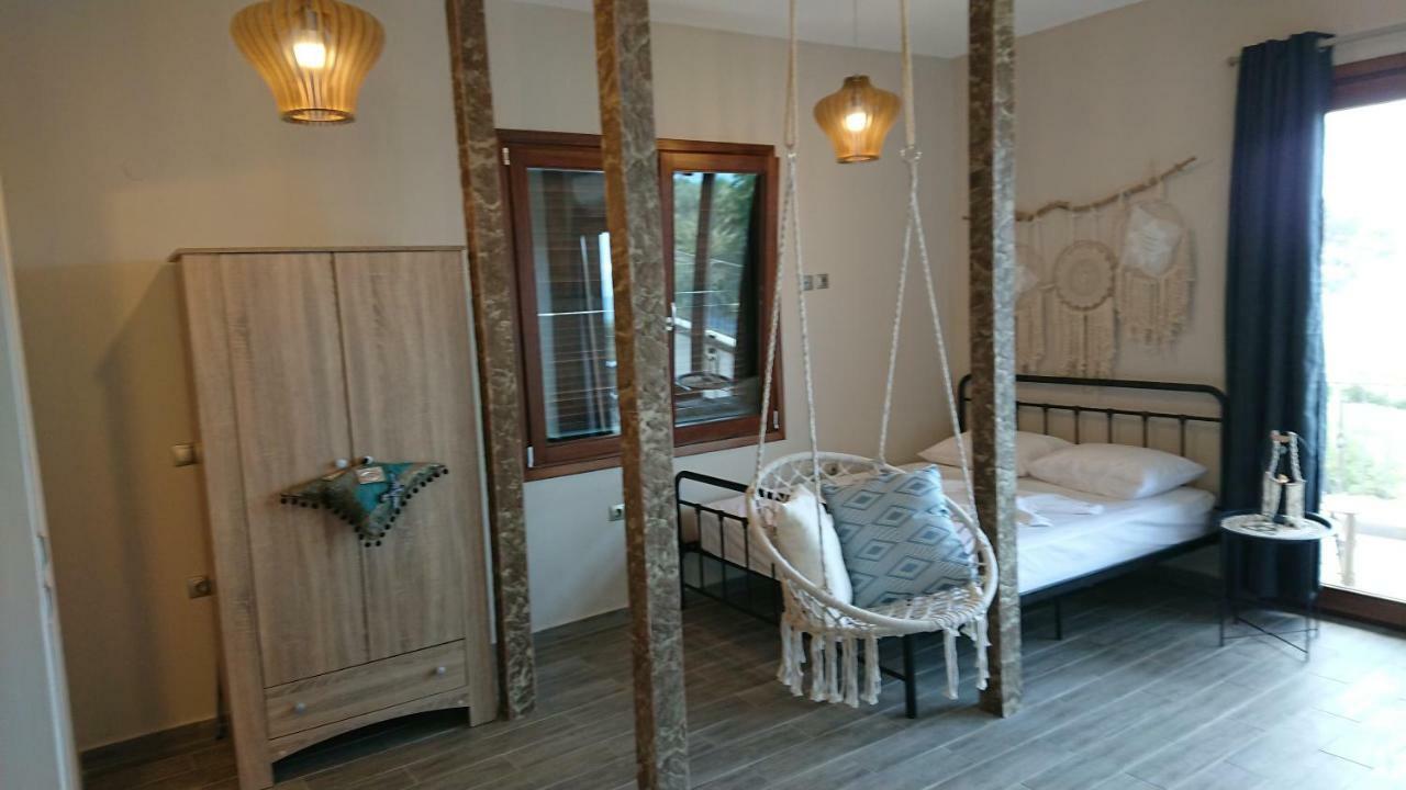 Apartamento Stone House With Seaview Nea Poteidaia Exterior foto