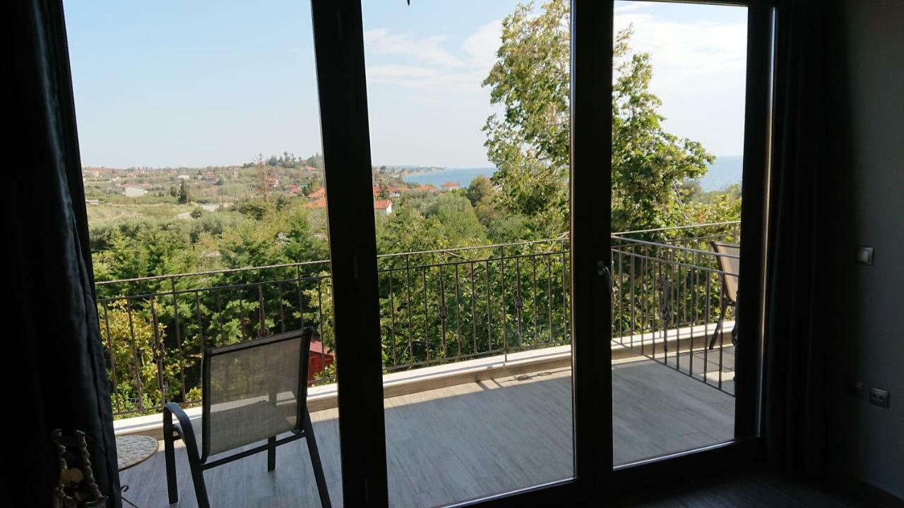 Apartamento Stone House With Seaview Nea Poteidaia Exterior foto