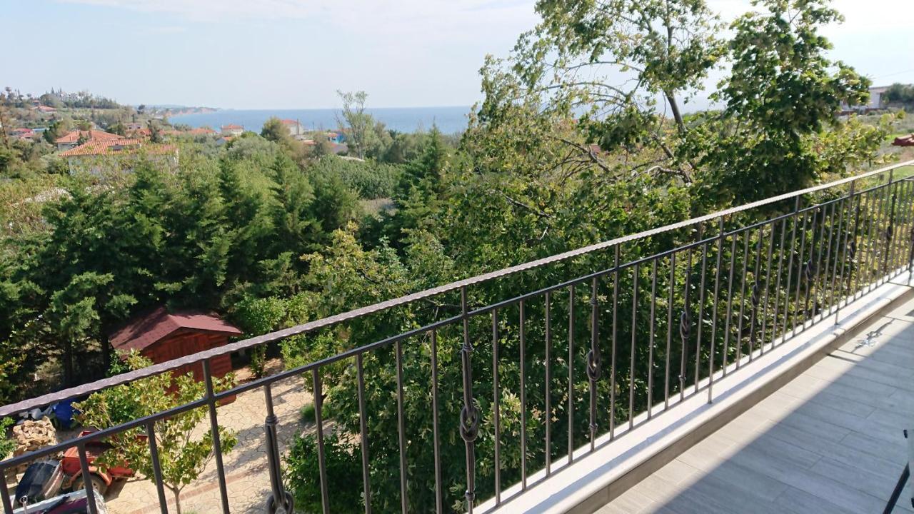 Apartamento Stone House With Seaview Nea Poteidaia Exterior foto