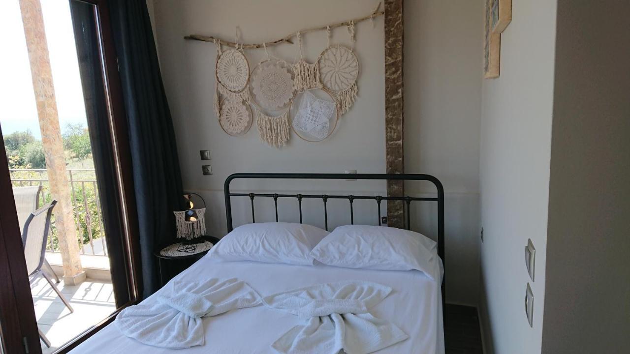 Apartamento Stone House With Seaview Nea Poteidaia Exterior foto